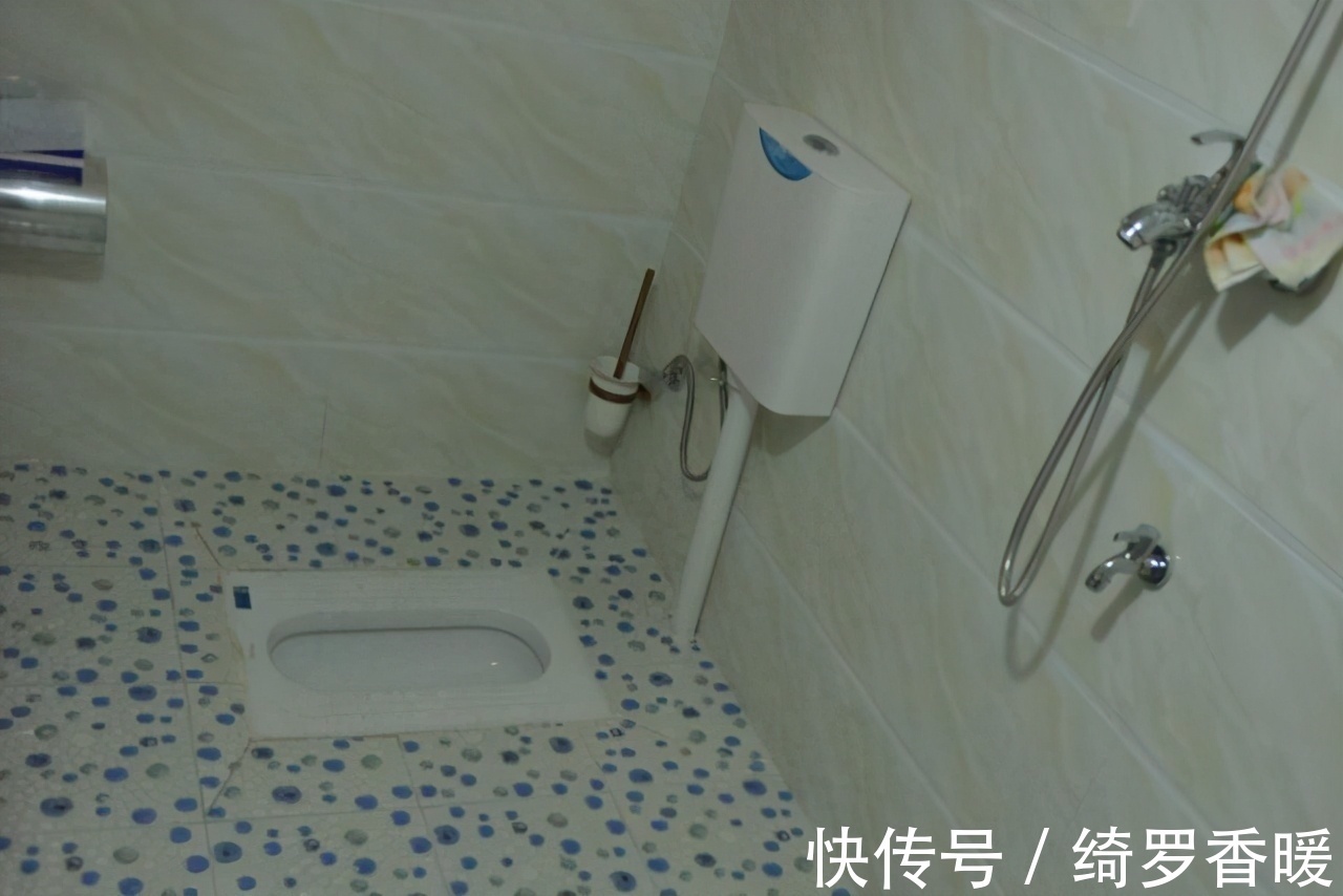 卫生间|看过8套朋友家的房子,我窥见了中国式厕所的“通病”,建议瞧瞧
