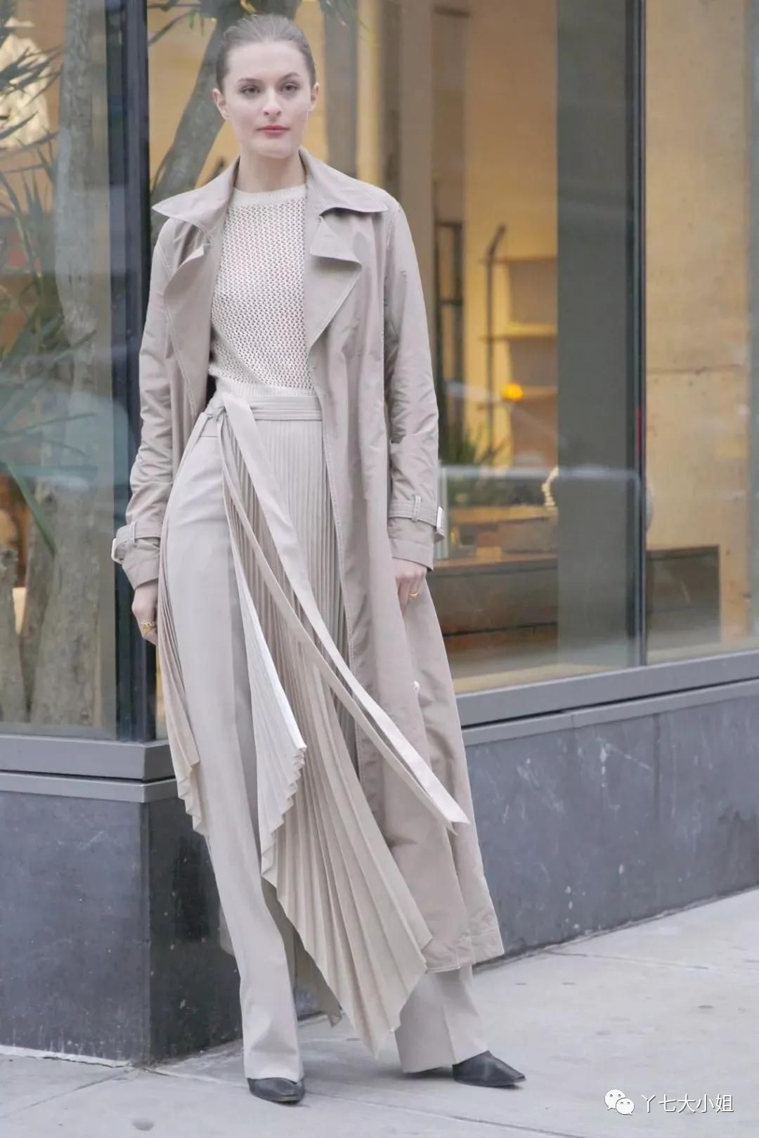 3月的风衣，可以有这么多穿法，太太太实用了