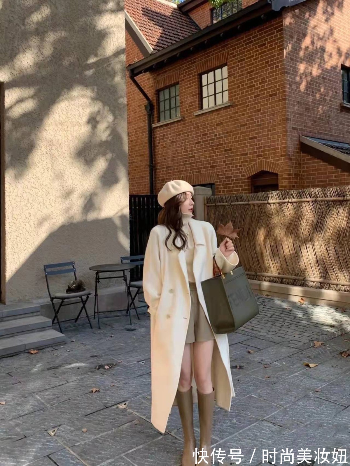 长筒靴 过年大衣都准备好了吗?推荐4款气质大衣,最后一件太高级了