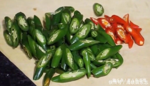 营养|做法简单,营养美味,3分钟就上桌,配上米饭多吃两碗