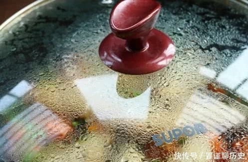 鸡翅这样做,比红烧、可乐鸡翅还美味!