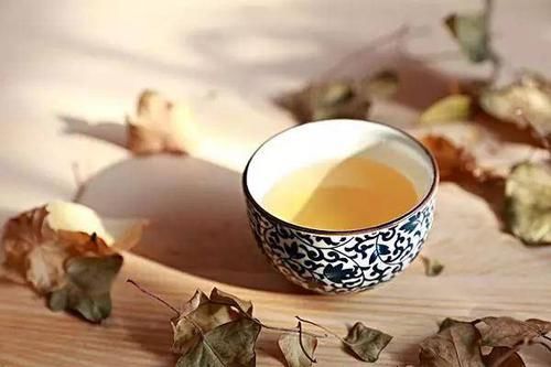 多喝水不如会喝水，“五个时间”是喝水的黄金时段，坚持做会健康