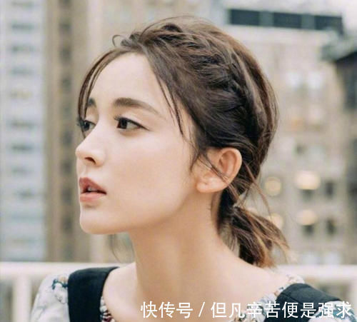 过时|丸子头早就过时了,今年最流行的是“公主辫”,优雅气质全靠它