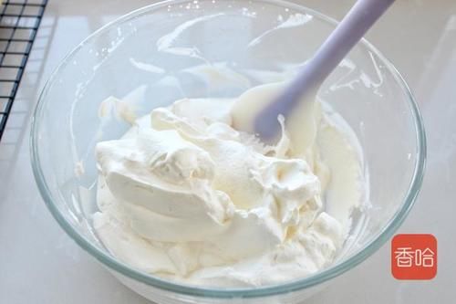 加一点小巧思，蛋糕卷瞬间颜值爆表！享受惬意冬日下午茶