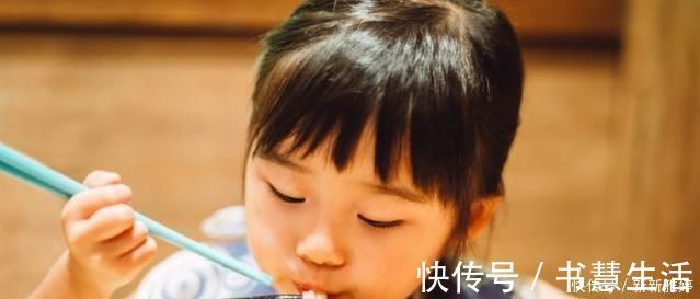 积食|积食最怕的一种食物很多家长不在意，多吃孩子强脾胃、化积食