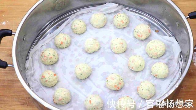 面团|馒头创新做法,不用揉面,搅一搅直接上锅蒸,做出的馒头暄软好吃