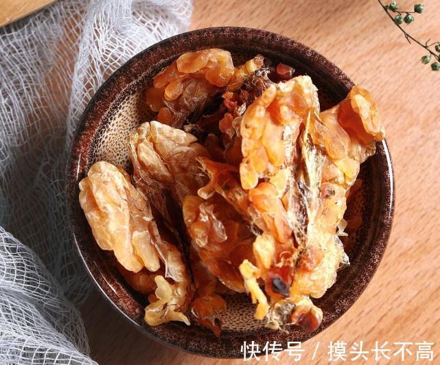 补水美容养颜必备:木瓜桃胶炖雪蛤