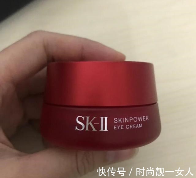 眼霜 40岁女人用什么护肤品好这5款保湿平衡、紧致抗老,值得入手!