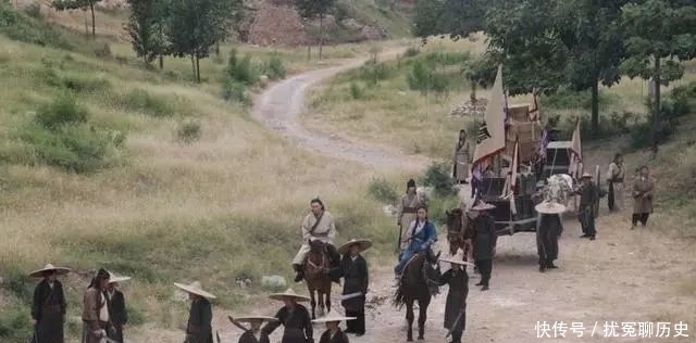 知府|清朝一老镖师,半路给了一个小尼姑几张饼,因此救了自己一命