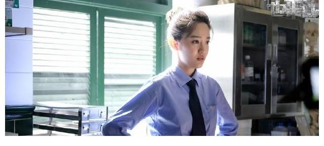 《也平凡》上星定档，郑恺、张国立、林峯别样父子情，黑白对决