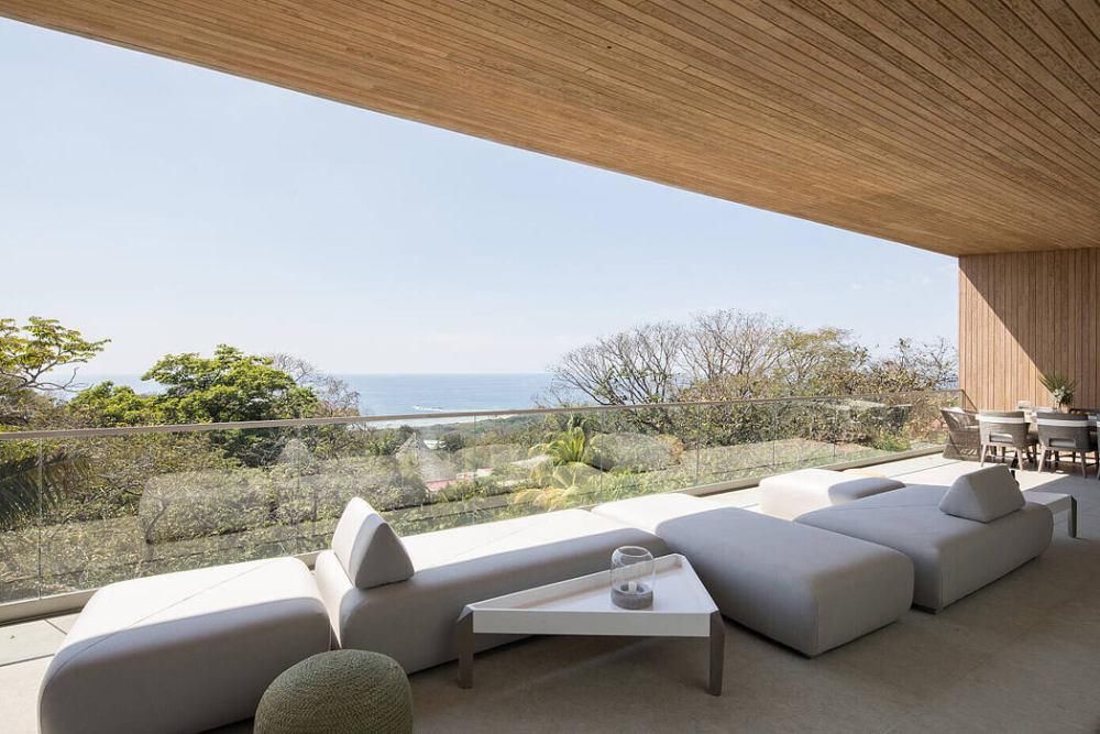 中薪|一边是大海,一边是山景,持续增强体验的舒适美景!