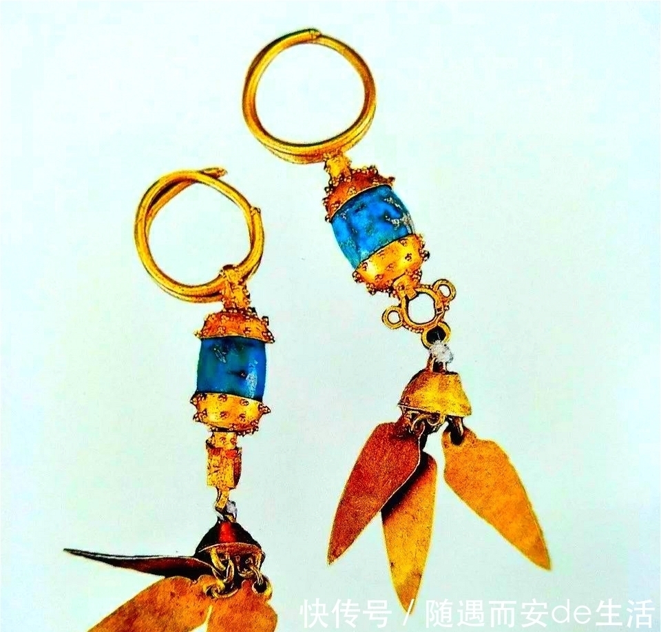 地里三次犁出金子,他三次主动上交,专家研究一月,揭开宝藏之谜