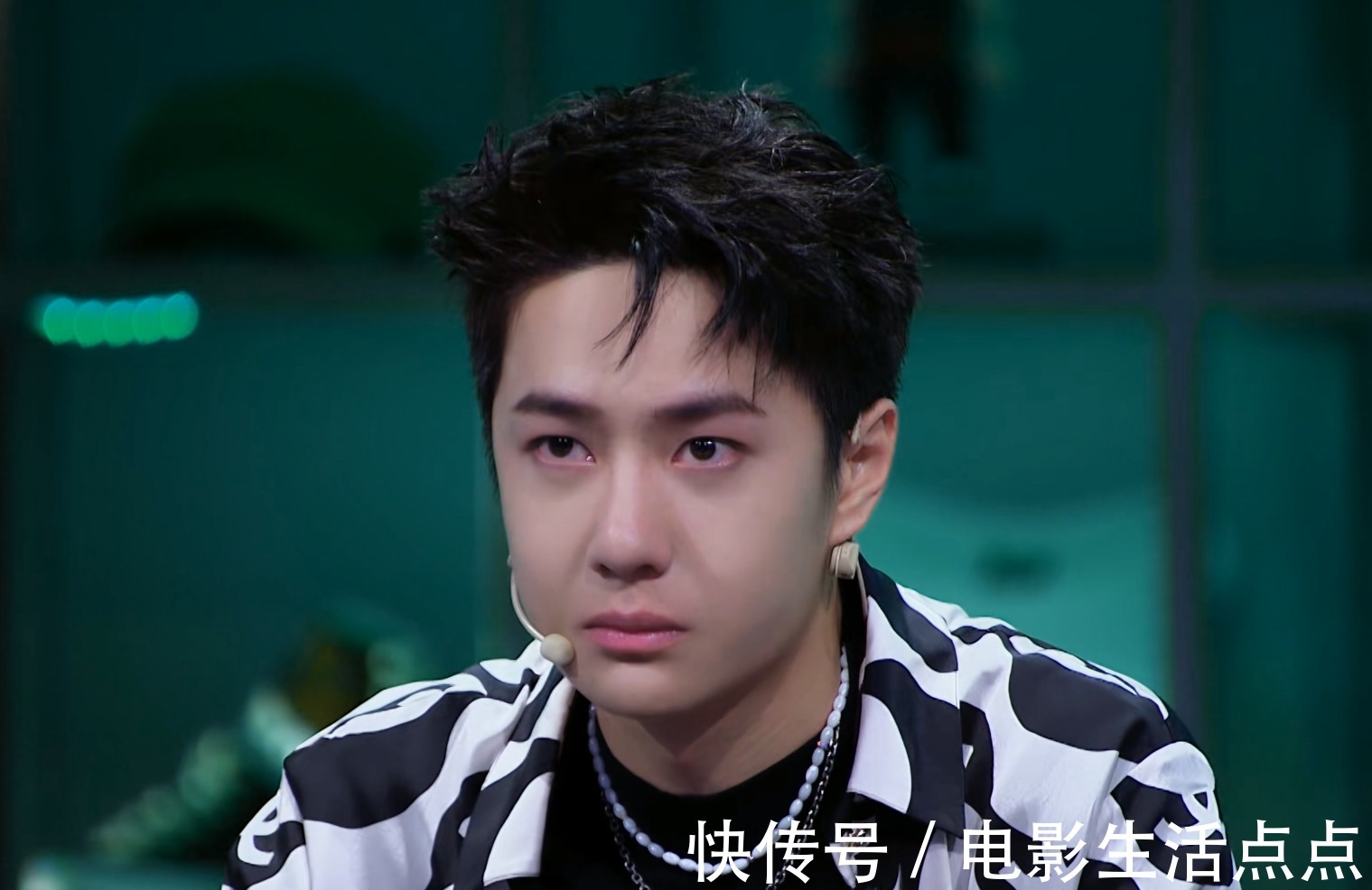 小海|8.9分,全網熱度第一!《街舞》連播四季,為何還能成“王炸”?