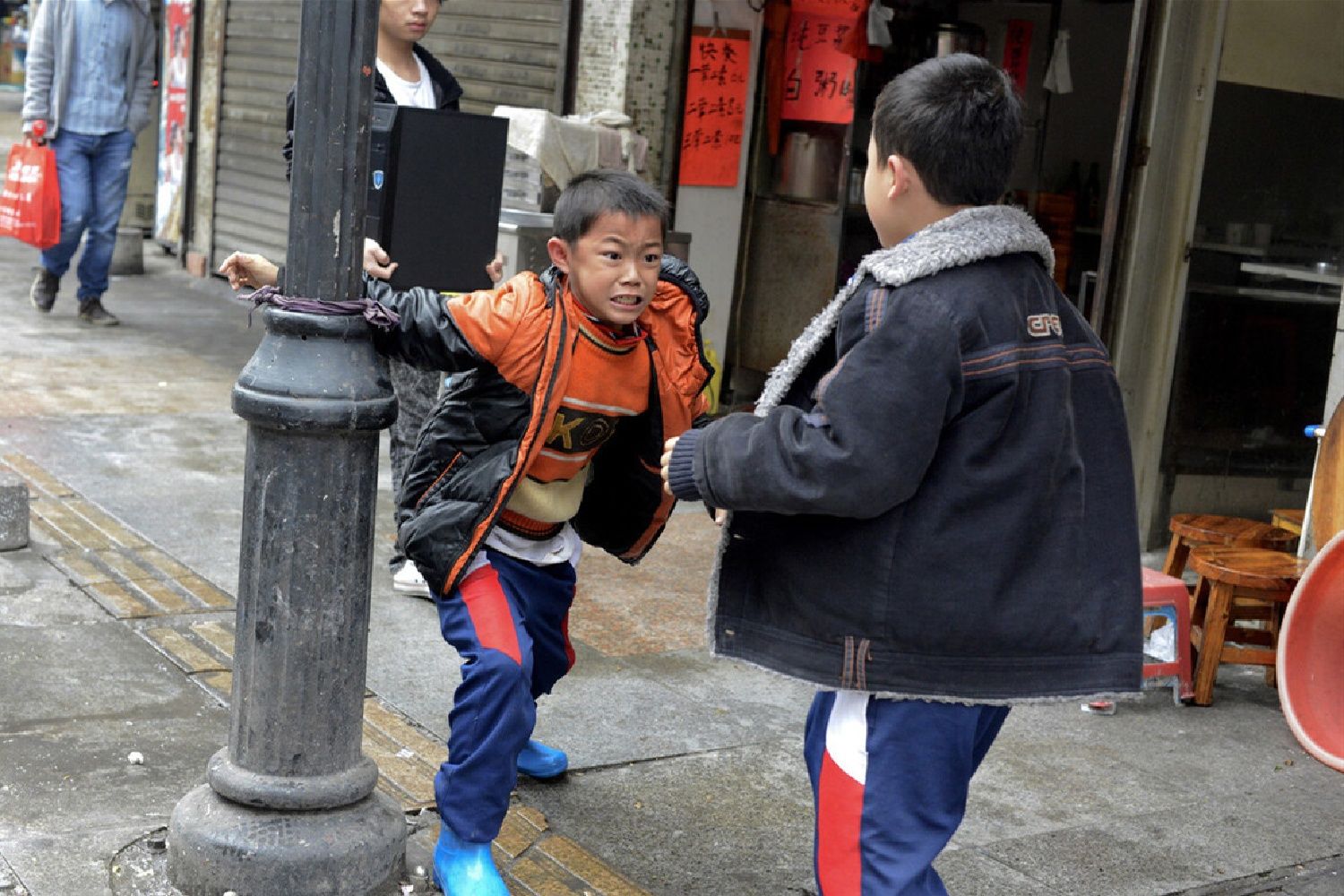 学校|人民日报：孩子可能受欺凌的几种表现，别后知后觉，他需要保护