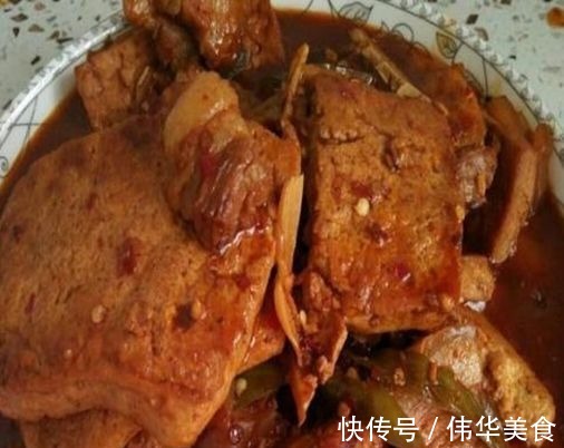 蚝油|美食推荐蚝油手撕包菜，五花肉烧豆腐，炒鸡蛋，萝卜玉米鸡汤