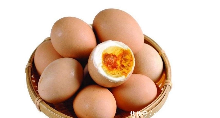 鸡蛋加白酒的组合你见过吗？快点试一试，打开新世界的大门