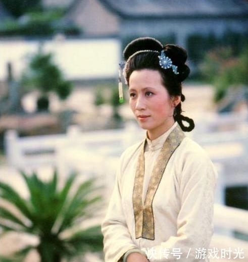 探春$尚德不尚才的李纨,洞若观火,精明含而不露