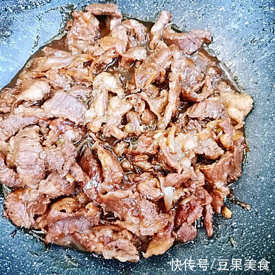 黑胡椒|照烧牛肉这么做，吃前一定备足饭