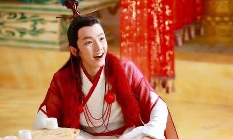 锦觅 综艺再现《香蜜》名场面,42岁严屹宽饰旭凤,依旧帅到令人发指