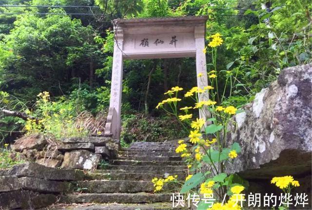 范增!古代“最专业”的盗墓贼在墓穴上建房子,竟花费20年盗空墓室