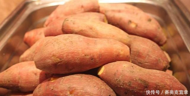 学会|保存红薯,直接丢地上是大错!学会这招,放半年都不坏,越放越甜