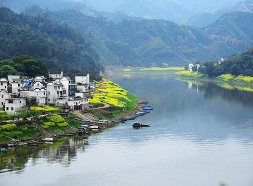 安徽春游不必非要爬黄山，有“东方多瑙河”值得打卡，风景美如画