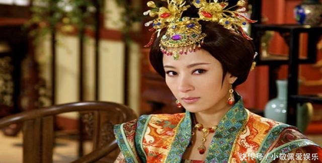 皇帝|皇帝成年后,母后选的妃子他一概不理,唯独爱她