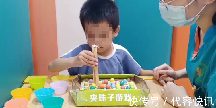 婴幼儿期|0-3岁宝宝精细运动发展训练方案，建议家长一定要收藏！