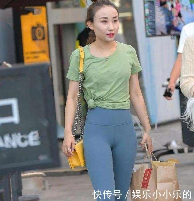 牛仔裤|包罗万象的打底裤,瞟一眼就令人过目不忘,比打底裤好看多了