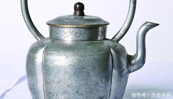 无人|苏东坡的一副牛掰对联,上千年竟无人对出,你服不服?