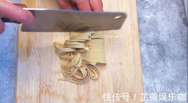 拌面|减肥期没吃过,这个香辣拌面就不知道什么叫吃饱也能瘦