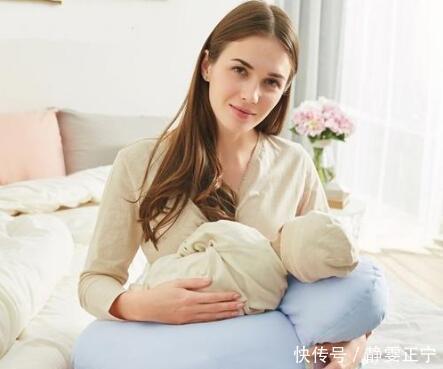 发育不良|有这些信号,说明宝宝吃饱了,妈妈别硬喂,当心伤到宝宝脾胃