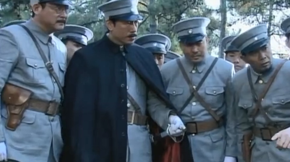 |盗墓枭雄孙殿英为何放过了与清东陵近在咫尺的和珅墓?