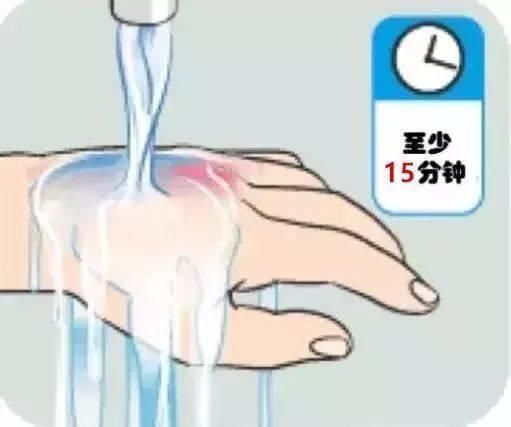 塑料瓶|8岁男孩家中意外失明,太可怕了,家家都有这东西!