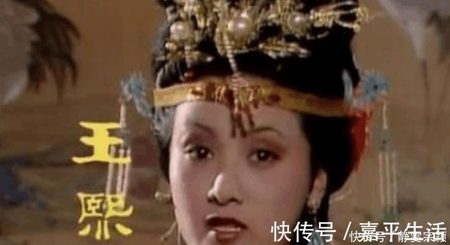 王熙凤!贾府里的赵姨娘, 常被骂狗血淋头, 同样是小妾此人就连王夫人也不敢惹