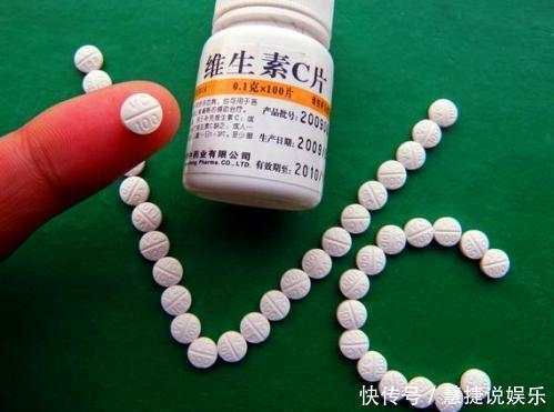 浇花|用2种“过期药”,泡水去浇花,土壤几年不板结,养啥都旺!