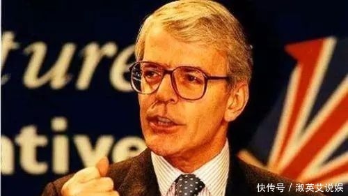 改革|戈尔巴乔夫挽救苏联的最后努力,是如何被西方七国断送的?