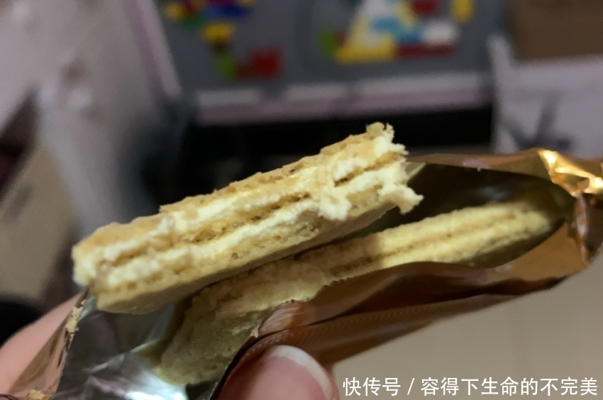 超市有4种“尴尬”饼干,比奥利奥好吃却无人问津,导购:不识货啊!
