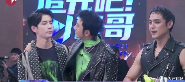 《追光吧哥哥》最该禁演的人却晋级了,拿努力当借口,郑爽好偏心!