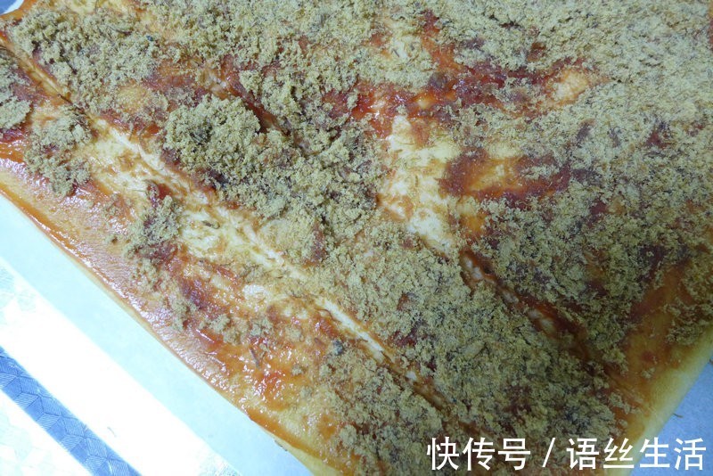 黄油|1碗面粉，1个鸡蛋，做法简单不开裂，咸香松软