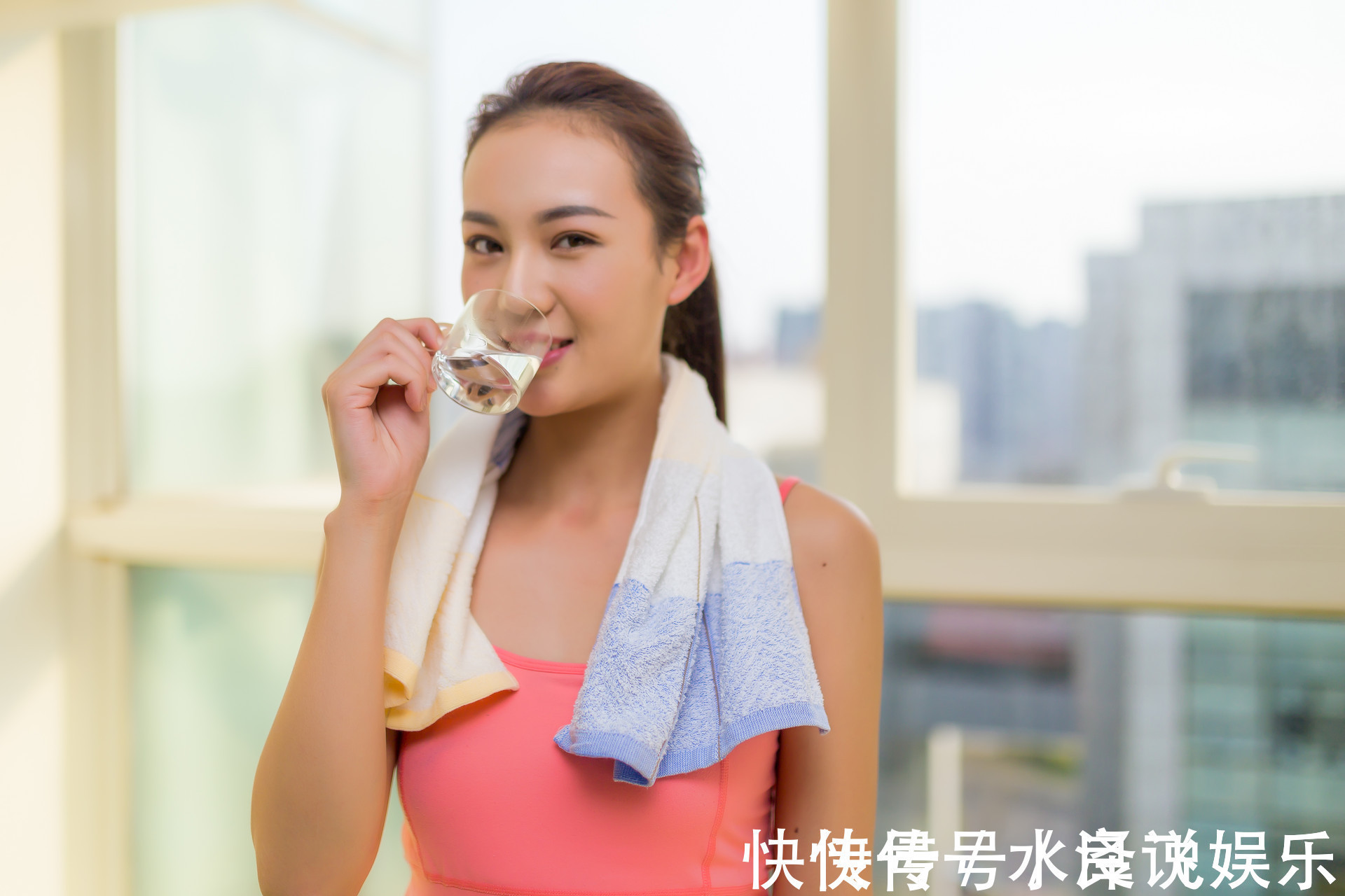 多喝水|孕妇喝水有讲究吗喝不好很伤胎,这3件事很多妈妈都没注意