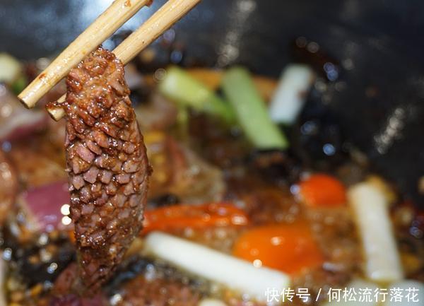 鹅卵石|那几年石爆江湖菜——鹅卵石爆炒出的特色 鲜嫩可口一吃难忘