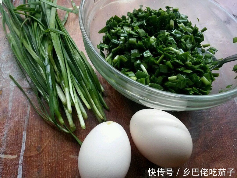 好韭菜怎么挑?宽叶还是窄叶,韭菜盒子用哪种好?