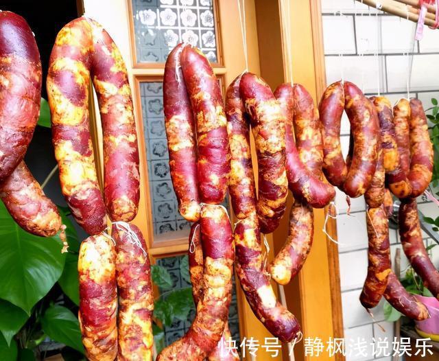 晾晒|灌腊肠,记住“4窍门”,腊肠口感棒味道香,无腥味,十分正宗