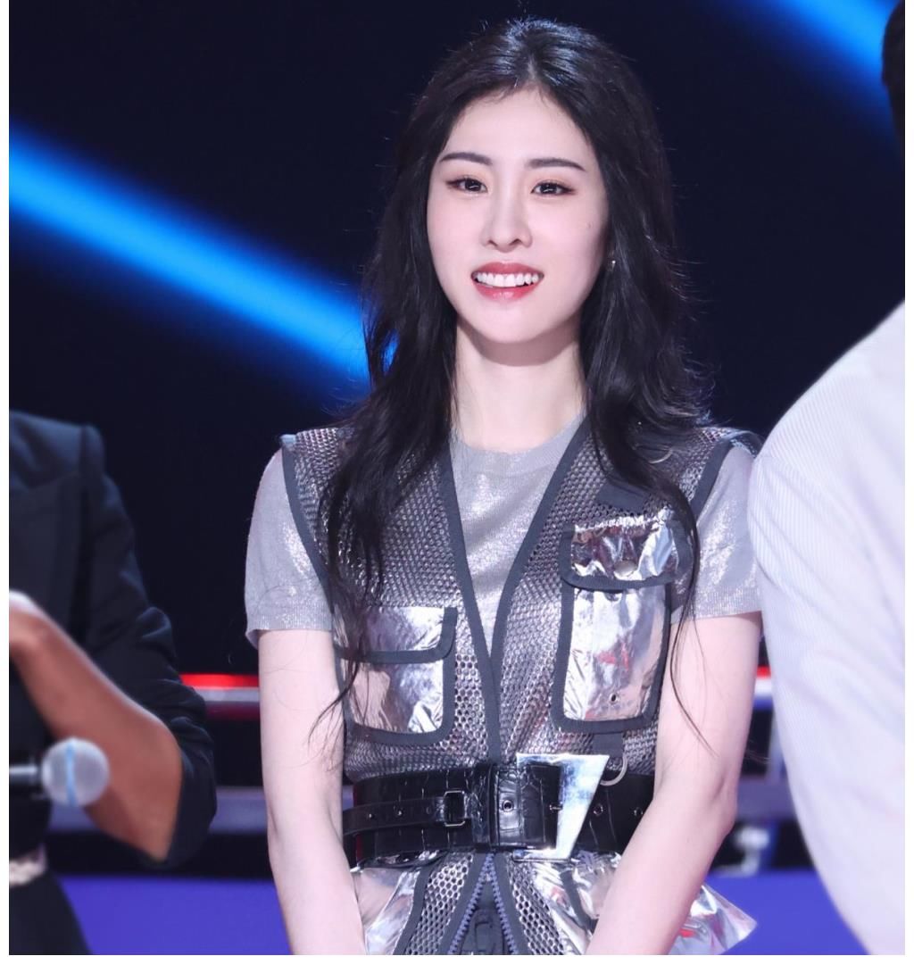 中国好声音|今年好声音8位导师，相比以往4位导师好看在哪里？