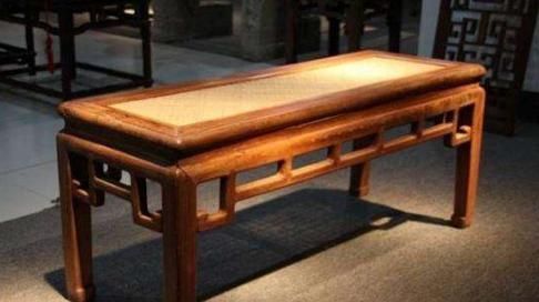 到底|春凳被沿用至今,到底有何作用?体现了老祖宗伟大的智慧