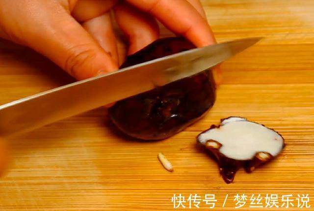 江一舟|才知道马蹄去皮这么简单!教你一招,30秒1个,干净完整不浪费