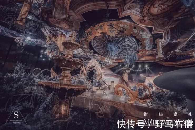 中世纪@用浓烈的色彩和精美的造型,带你感受一场沉浸式的北欧神话婚礼
