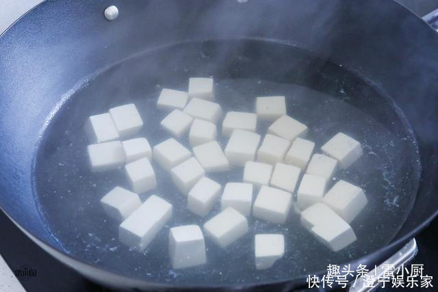 焯水|豆腐万不要直接焯水,第1步才是关键,很多人一直都没做对