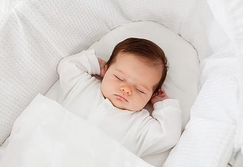 孩子|提醒宝妈:这2种食物,容易诱发湿疹上身,别再给孩子吃了